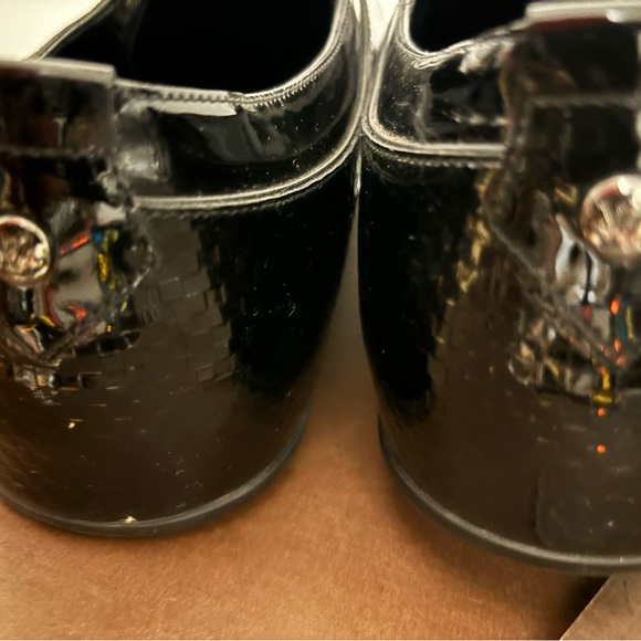 Louis Vuitton Patent leather Shoes - Picture 7 of 12
